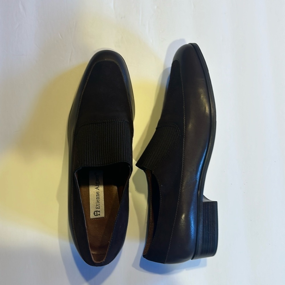 NWOT Ascot Etienne Aigner dark brown loafers all leather upper stretchy front